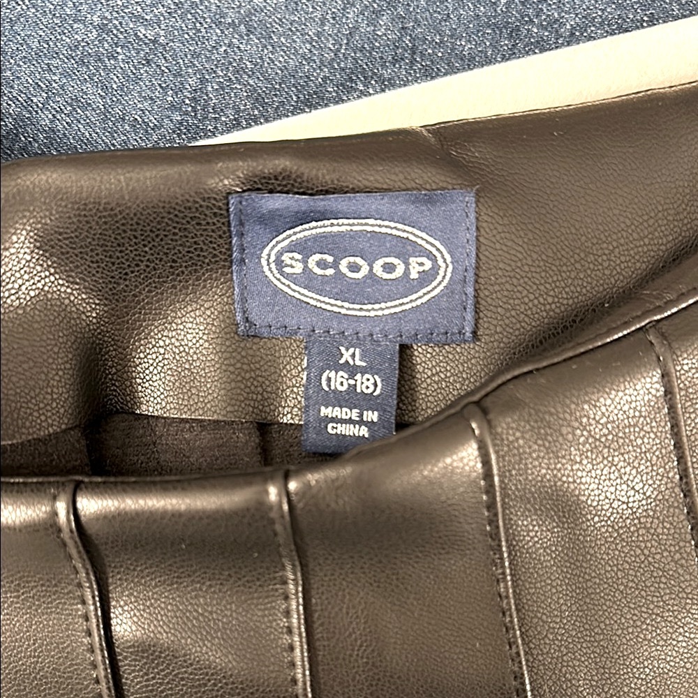 Faux Leather Pleated Skirt - Picture 7 of 8